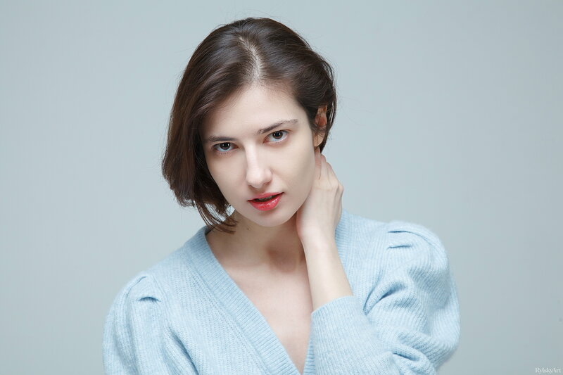 Алина, 20